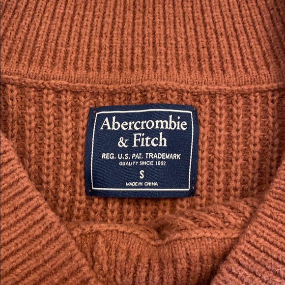 Sweater - Picture 2 of 2